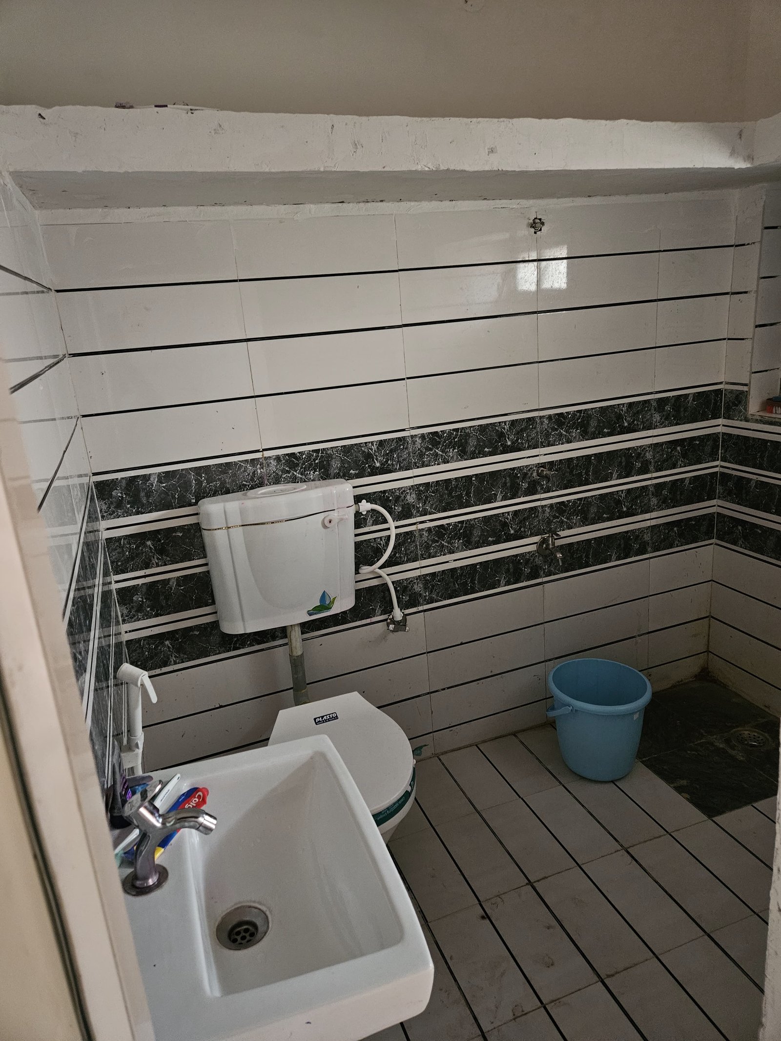 Modern Bathroom